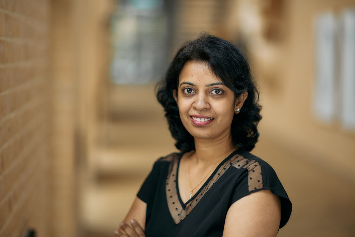 Prajakta Kalmegh presenting at an Unravel Data conference — Enterprise AI Strategy